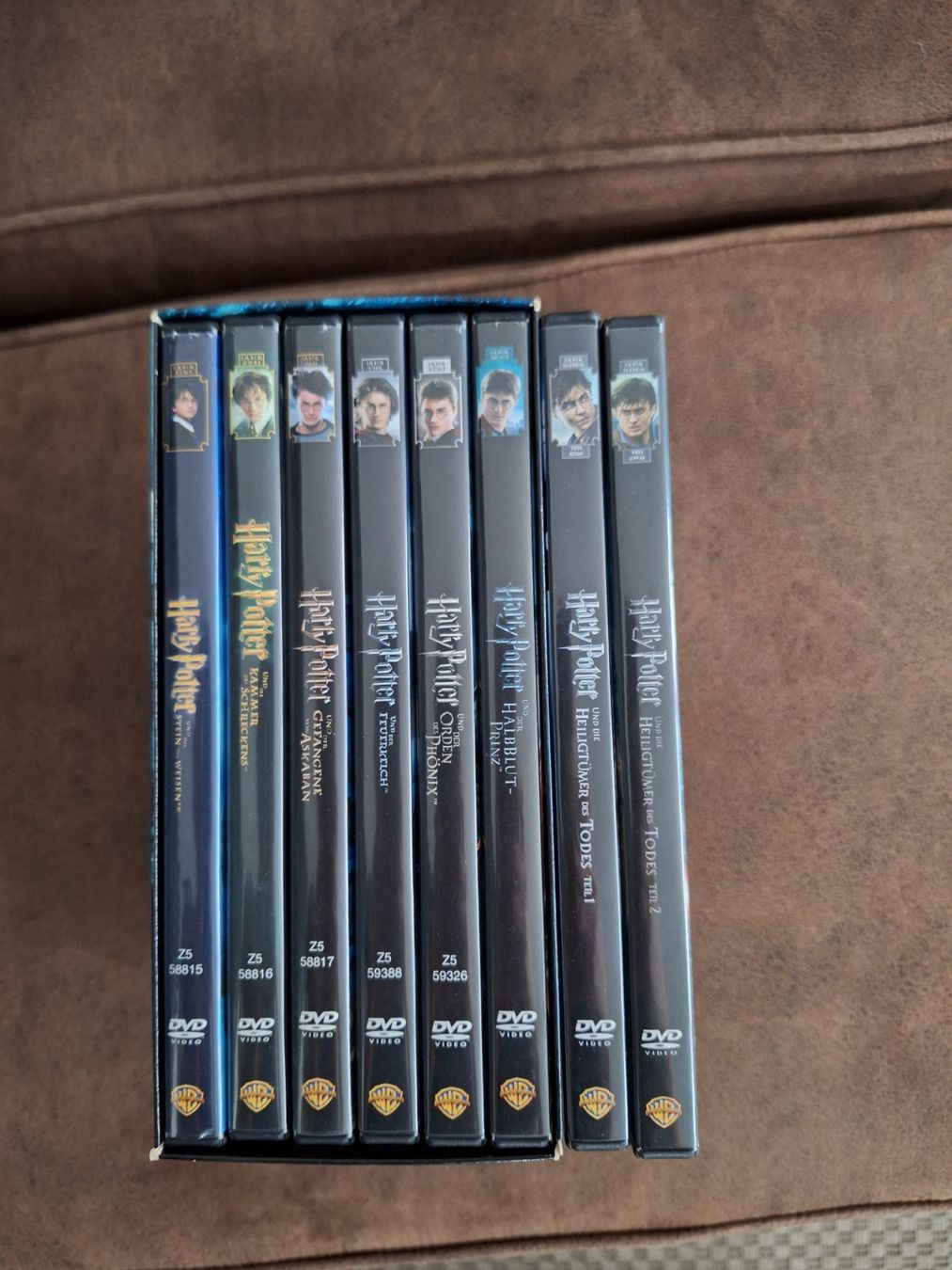 Tous les DVDs: Harry Potter DVDs komplette Sammlung – D'occasion à Düdingen par Miwoo