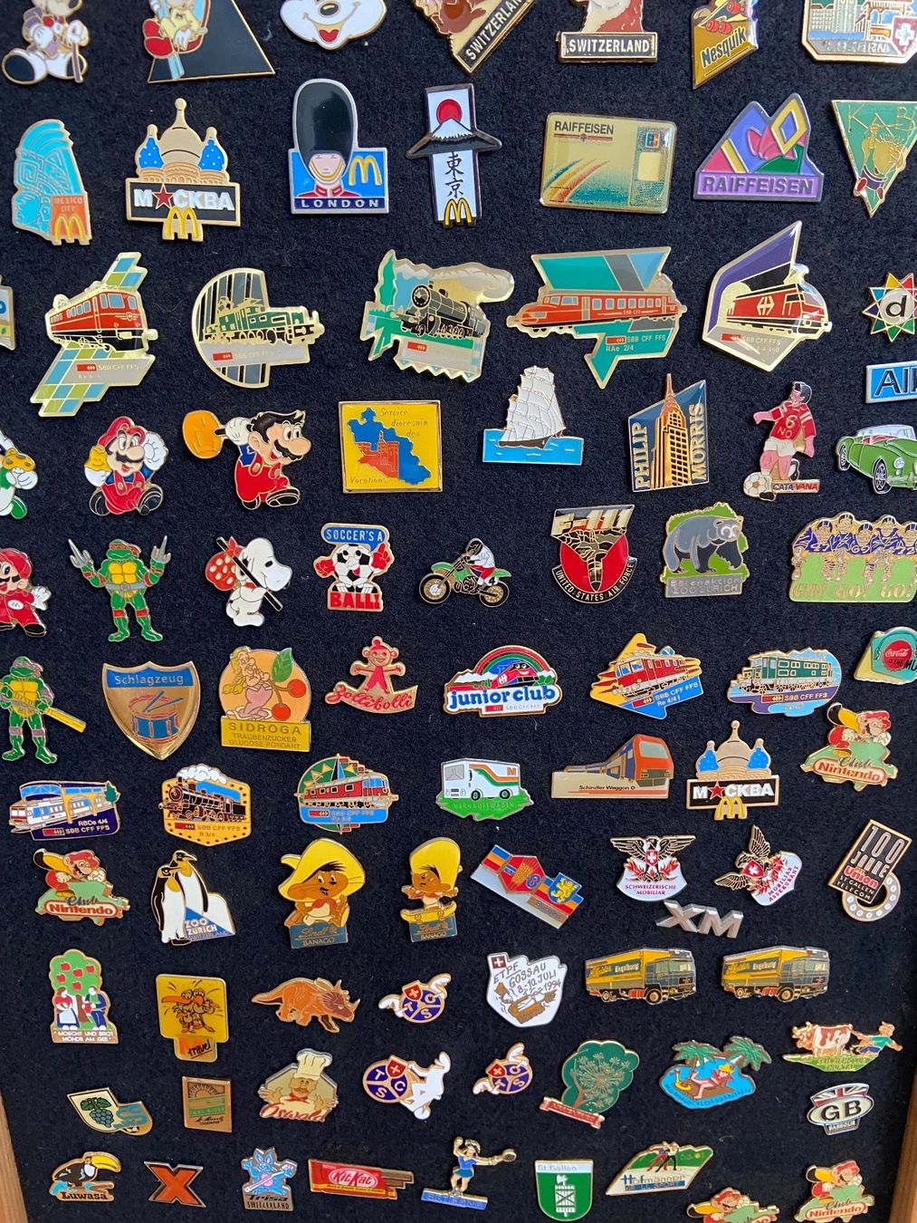 Broschen & Nadeln: Pin-Sammlung Pin‘s – Gebraucht aus Hittnau von Oracel 1