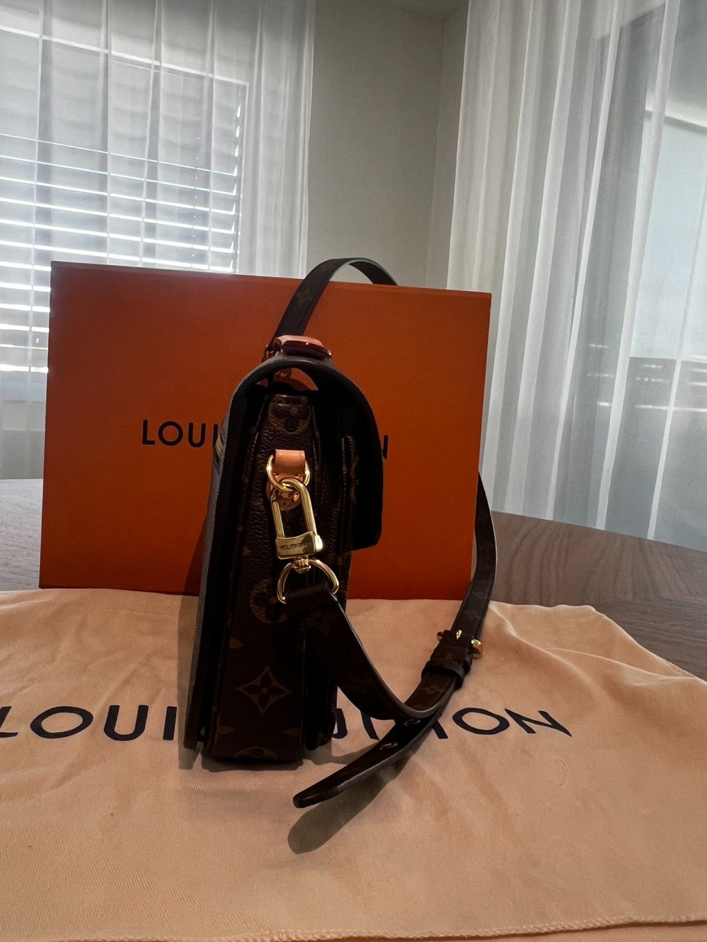 Louis Vuitton Borse da donna: Handtasche Louis Vuitton "Pochette Métis" – Nuovo (secondo la descrizione) da Obfelden venduto da running_mike 2