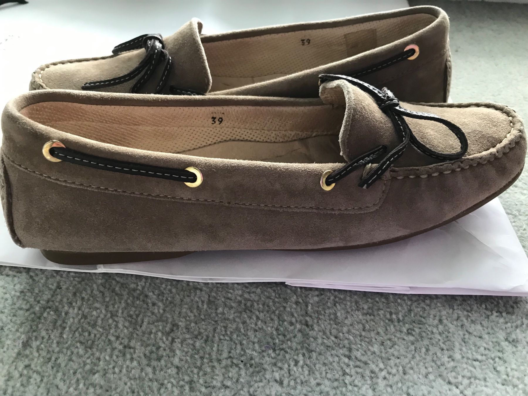 Damenschuhe: Mokassins Wildleder, Grösse 39, Gummisohle – Gebraucht aus Niederteufen von mix18 1