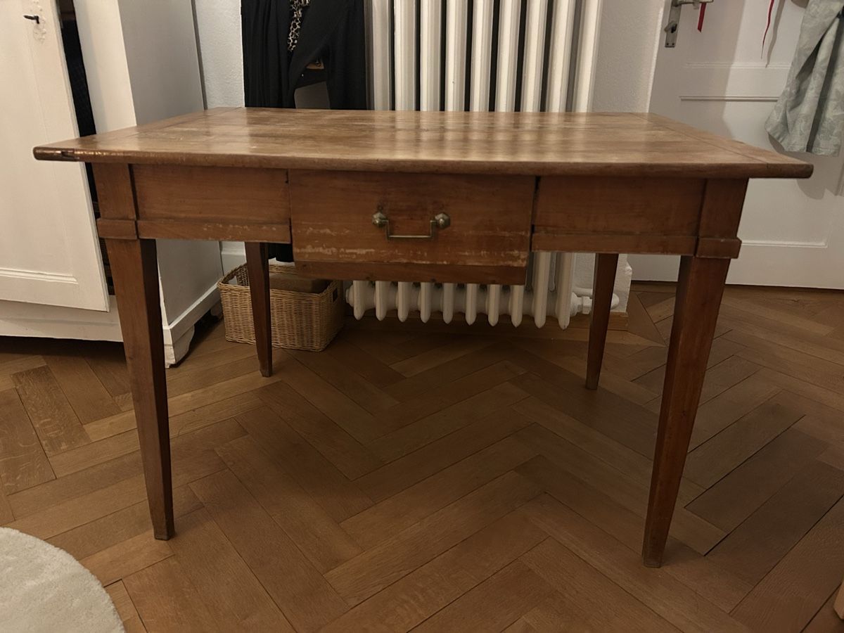 Schreibtische: Antikes Pult – Gebraucht aus Bern von L.s.s. 3