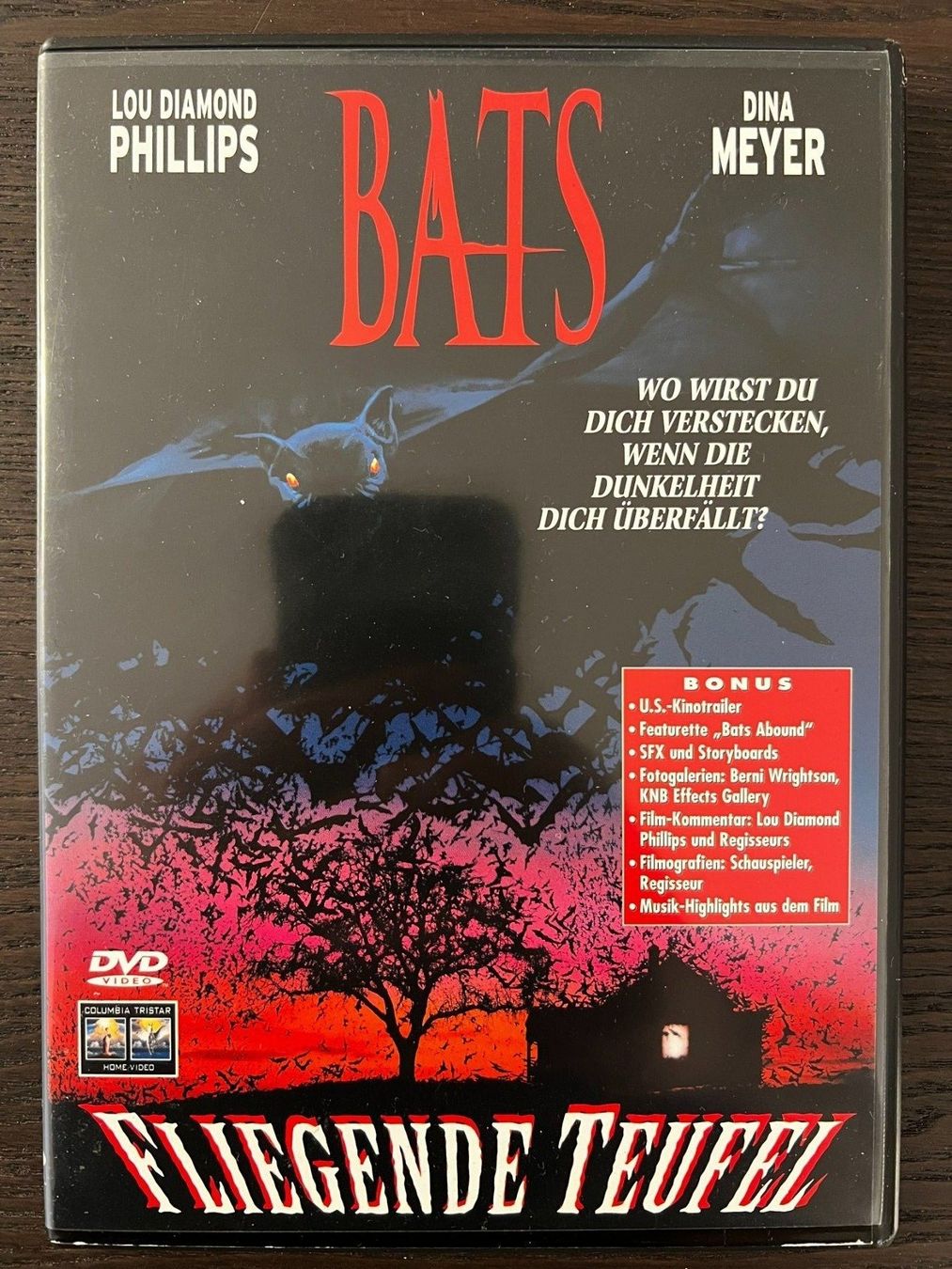 Tutti i DVDs: Bats: Fliegende Teufel – Usato da Zürich venduto da FilmFreunde