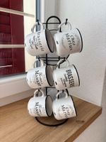 Tassen-Set mit Gestell und Teller, weiss