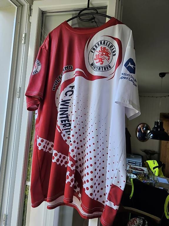 T-shirt: FC Winterthur T-Shirt XXL – Usato da Neftenbach venduto da Wummwila