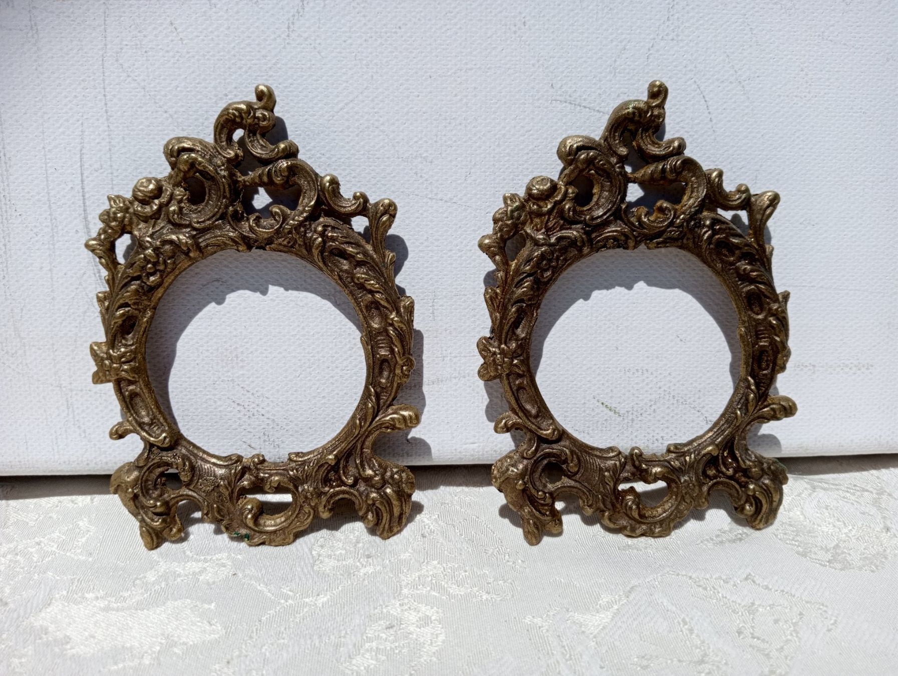Cornici: Antikes Bilderrahmen Set Barock Stil Messing 3 klein Rahmen – Usato da Oberdorf BL venduto da Barocki888 1