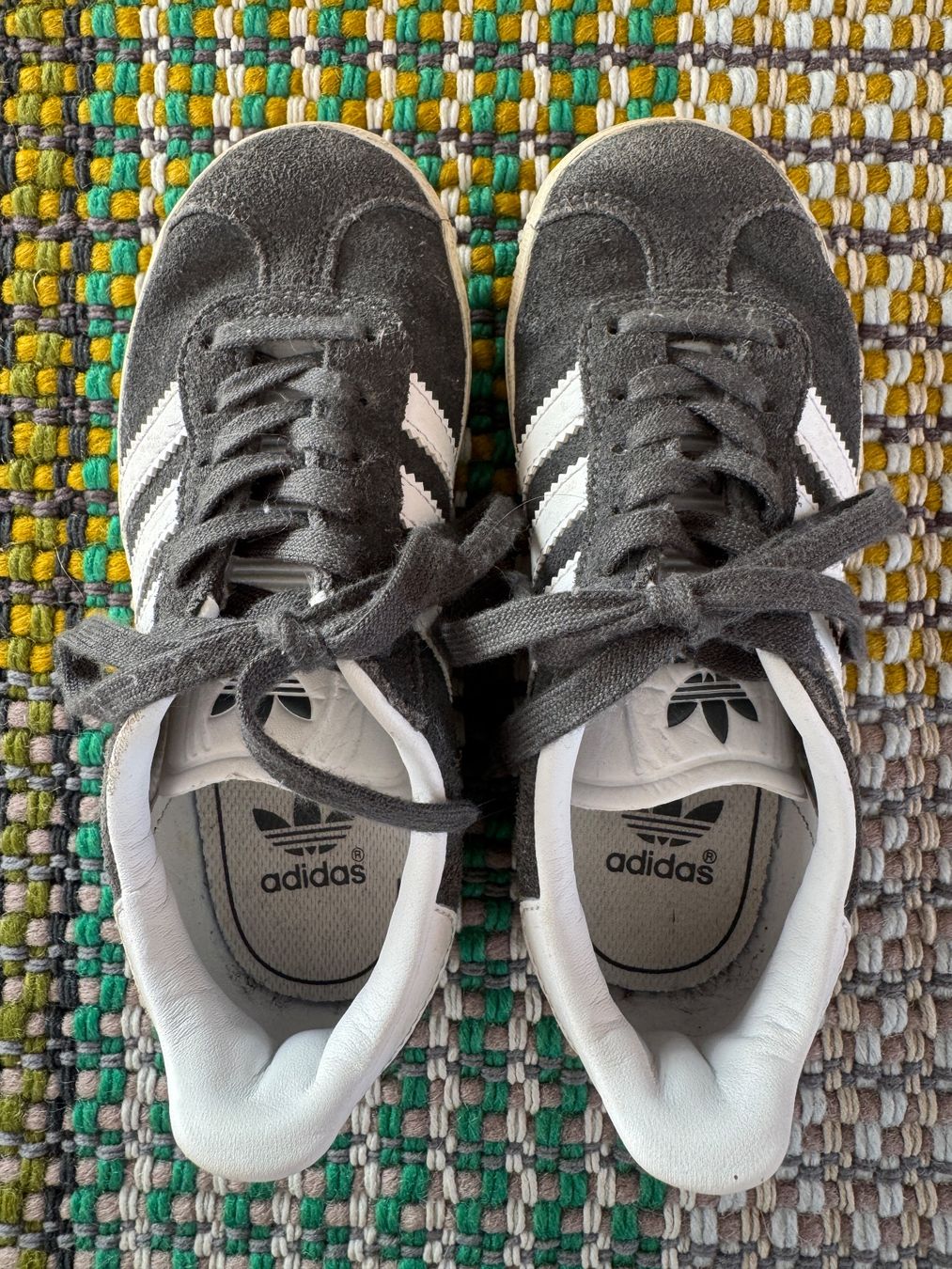 Adidas Scarpe da uomo: Adidas Gazelle schwarz, Grösse 28 – Usato da Pontresina venduto da cumprerevender 4