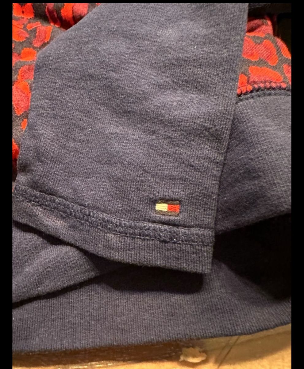 Tommy Hilfiger Maglioni & Felpe: Tommy Hilfiger Sweatshirt Gr. 122 – Usato da Safenwil venduto da Whoopie1 5