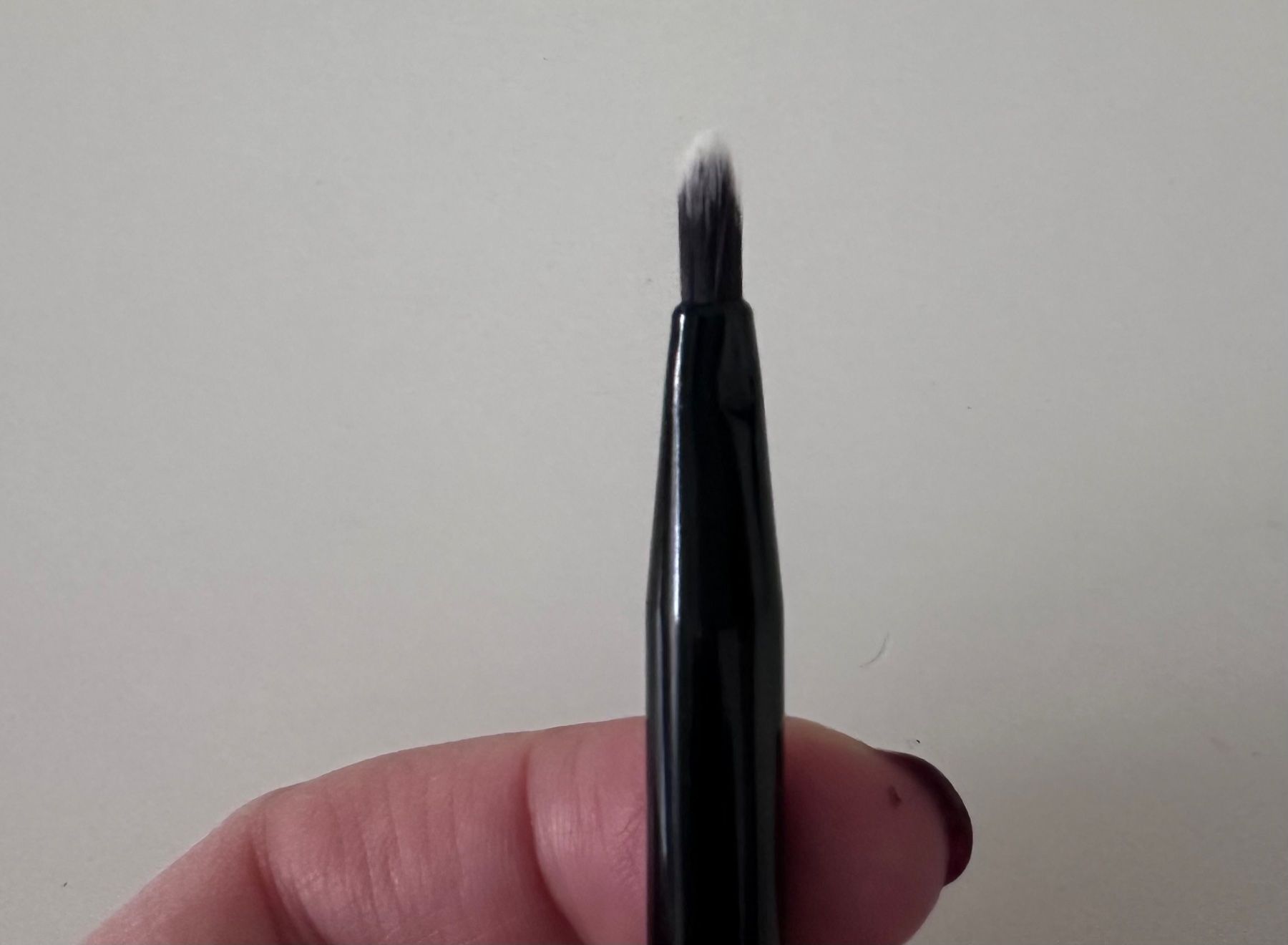 Make-up: Mesauda Milano Lip Brush 518 – Usato da Bülach venduto da ViktoriiaMatus