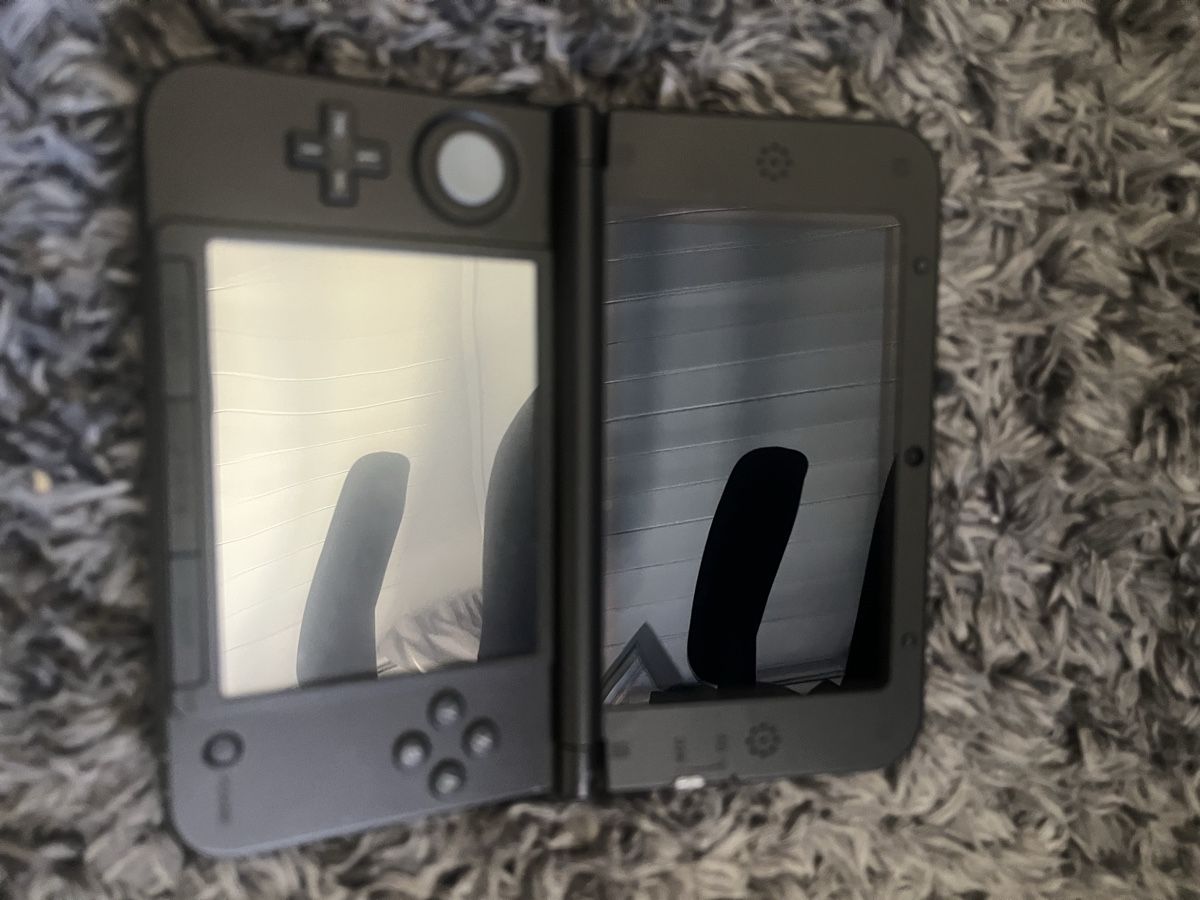 Nintendo Konsolen: Nintendo 3DS XL – Gebraucht aus Adlikon von Emsi_87 1