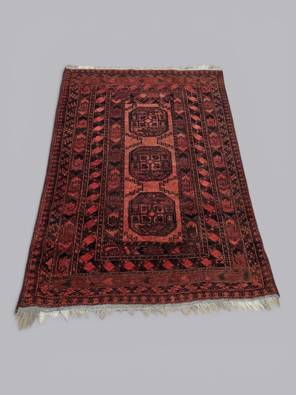 Tappeti: Handgemachter Orientteppich rot-schwarz 198x141cm – Usato da Rieden AG venduto da RuvensBrocki 1