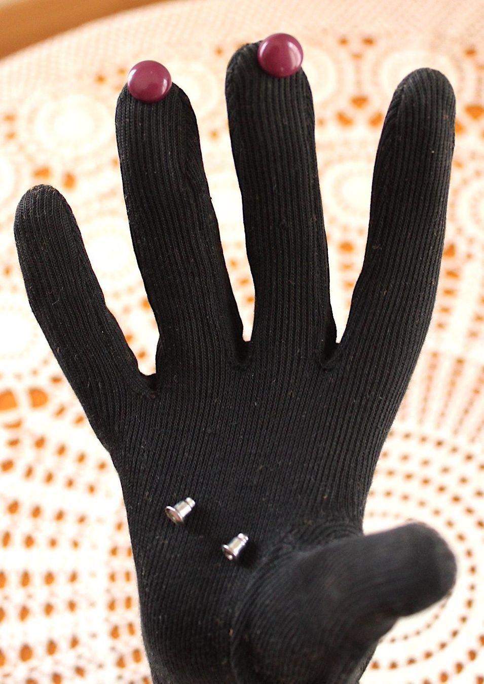 Ohrringe & -stecker: Ohrstecker – Gebraucht aus Locarno von madame-tus-sauds 2