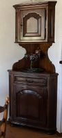 Mueble de coin en noyer massif Baroque Suisse Pfister