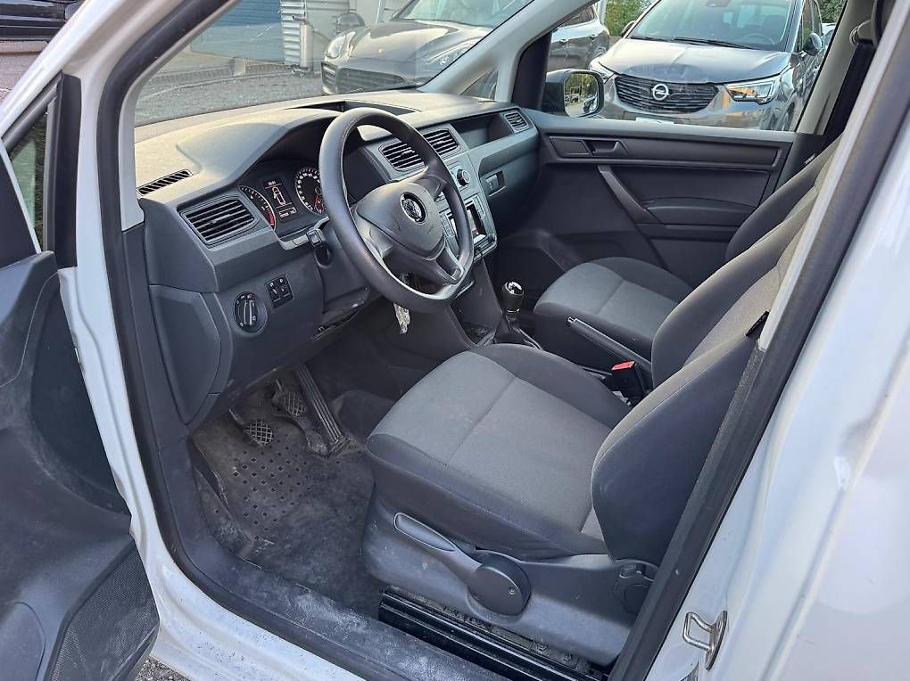 Nutzfahrzeuge: VW Caddy Maxi 2.0 Diesel 4 Motion  – Gebraucht aus Windisch von BR777 1