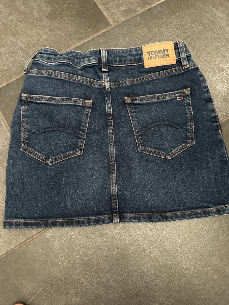 Tommy Hilfiger Vestiti & Gonne: Tommy Hilfiger Jeans Rock Gr. 152 – Usato da Wileroltigen venduto da torro11 2