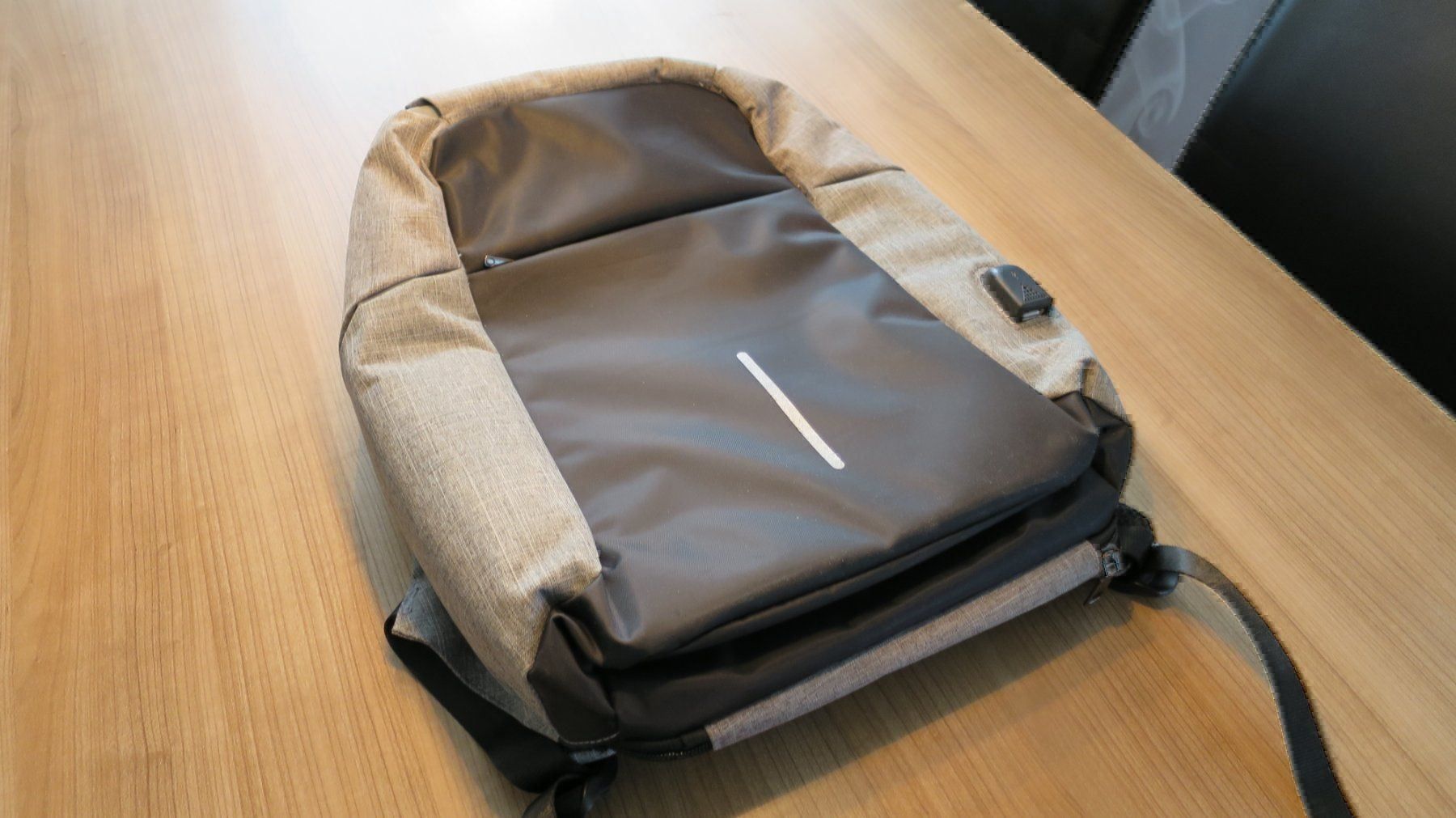 Rucksäcke: Anti Diebstahl Laptop Rucksack – Neu (gemäss Beschreibung) aus Sachseln von Palur 1