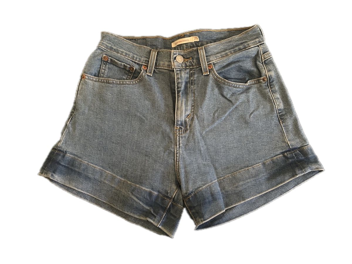 Levi's Jeans: Short en Jeans Levis  – Nuovo (secondo la descrizione) da Epalinges venduto da sha_kp6v 1