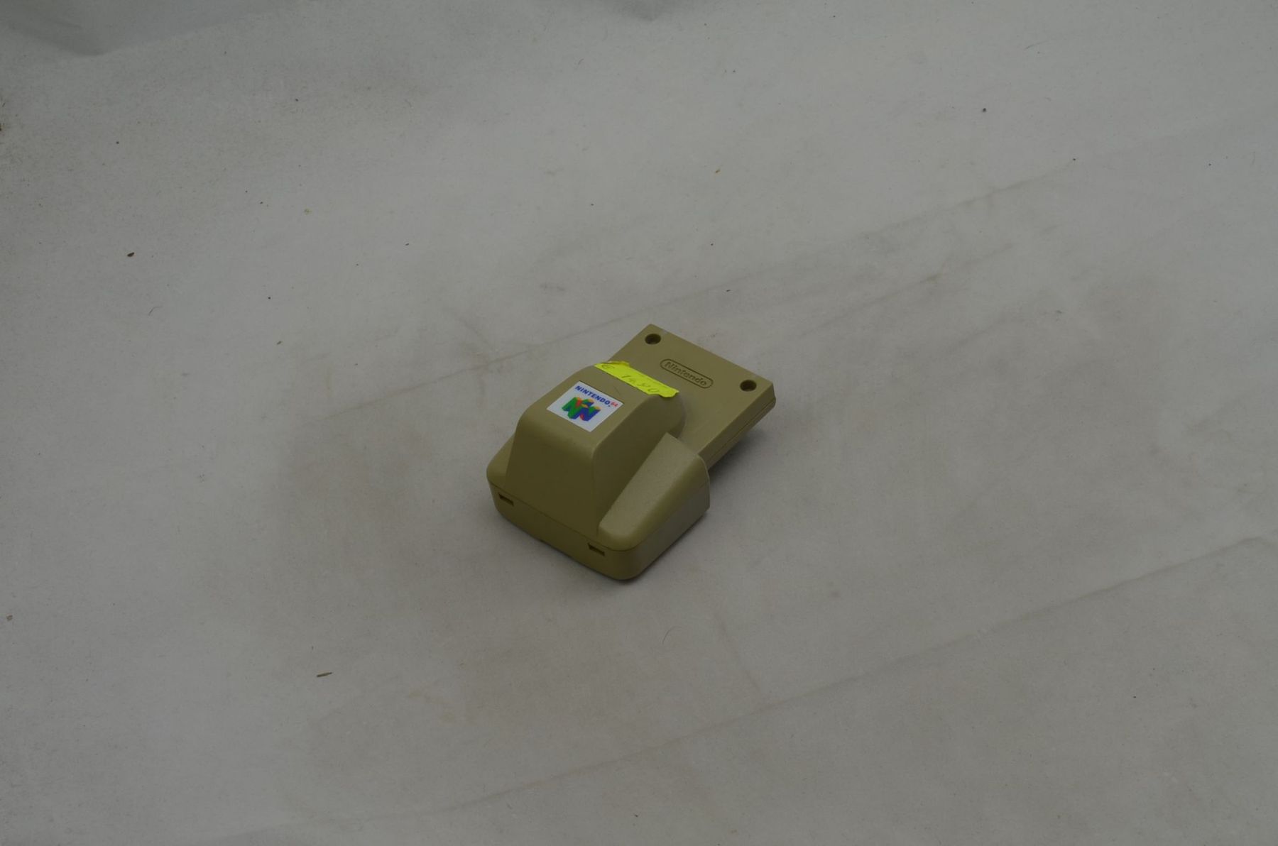 Altri accessori: N64 Rumble Pack (Original) – Usato da Buchs AG venduto da SellAndBuyX