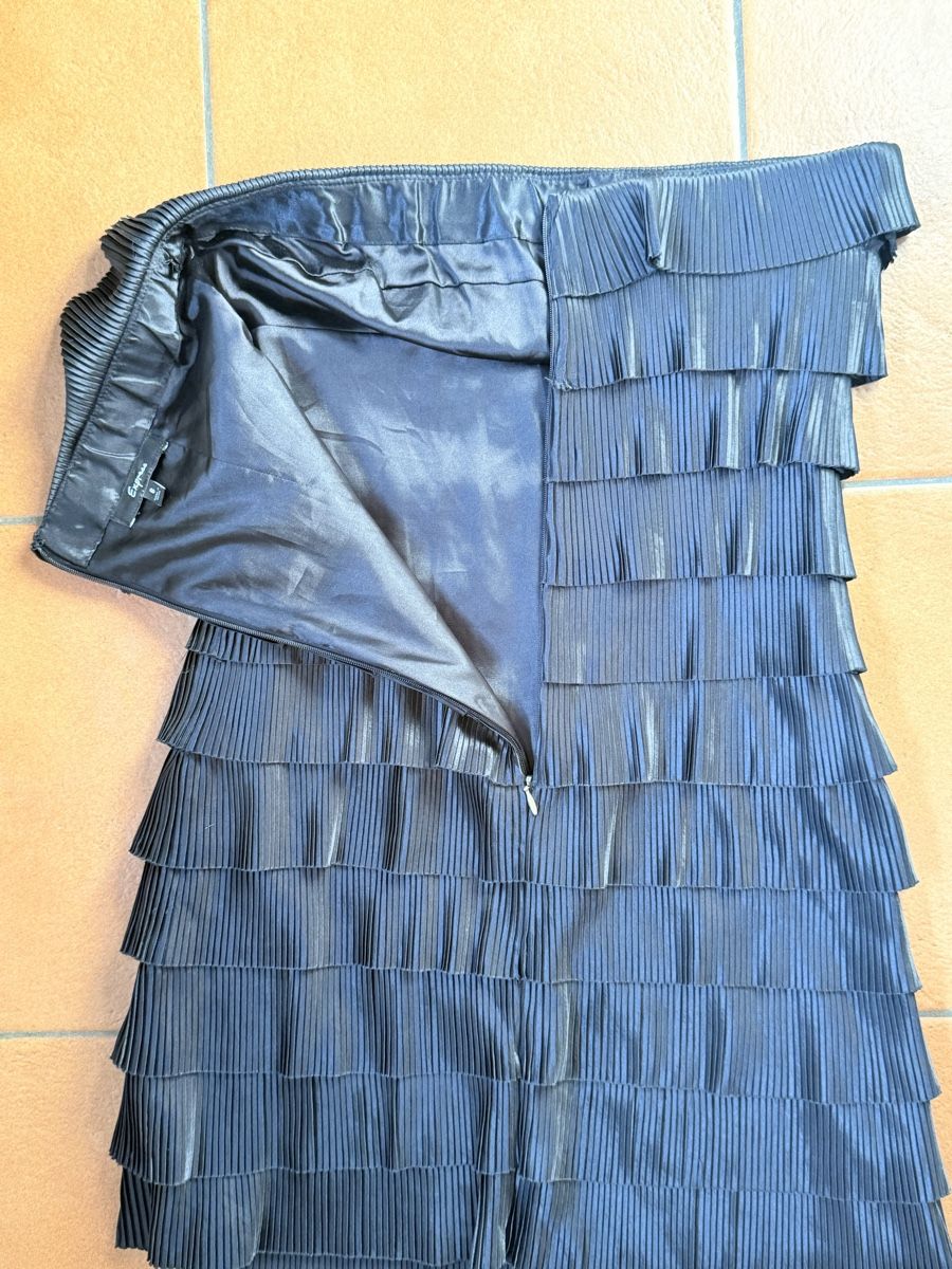 Robes: Mini Abito nero Express taglia S 👗 – Neuf (Voir description) à Bellinzona par bul_mvy5 4