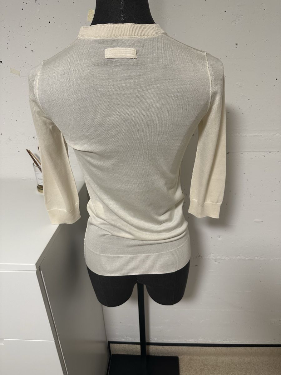 Dolce & Gabbana Top: D&G Pullover beige Seide Schleifen Details Grösse S – Nuovo (secondo la descrizione) da Sarnen venduto da vik_jw5z 4