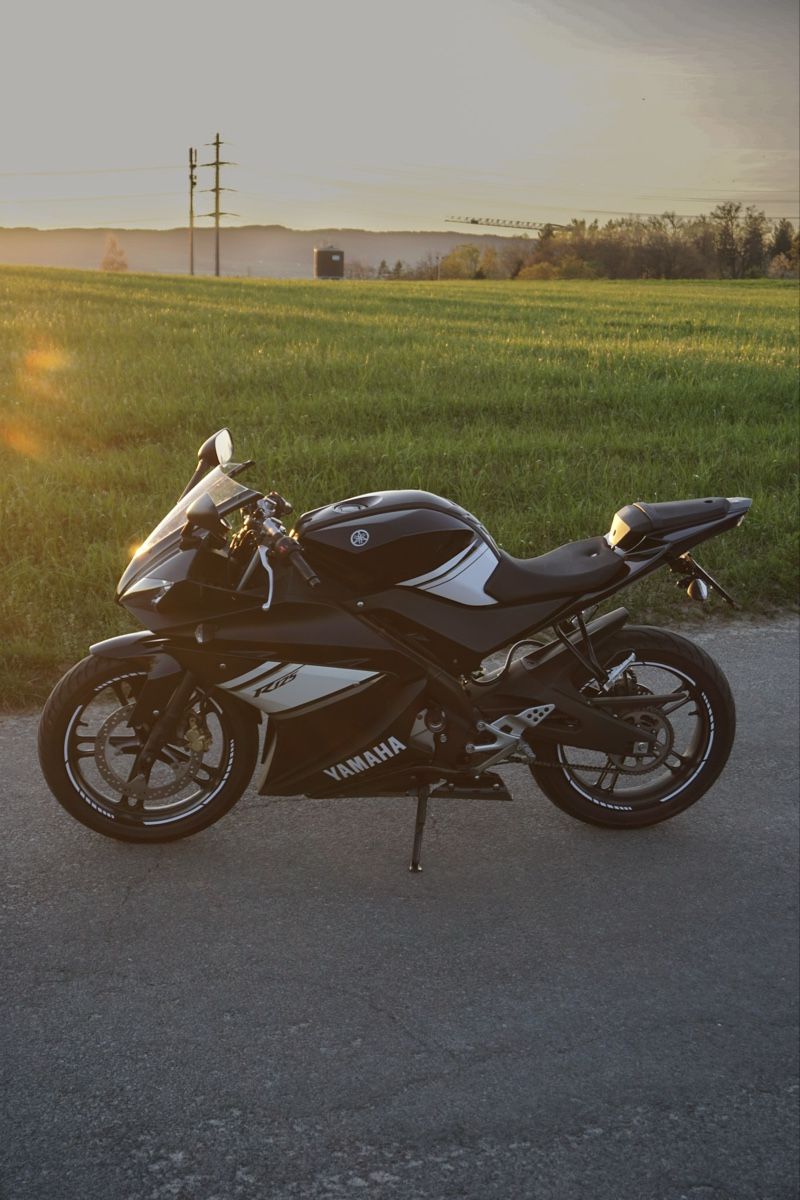 Yamaha Strada: Yamaha YZF-R125 2011 – Usato da Merenschwand venduto da sar_z5sz 1