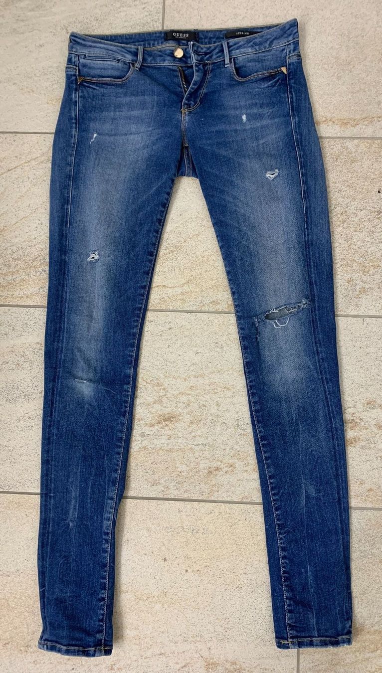 Guess Jeans: Jeans – Gebraucht aus Buchs SG von BubiLuna