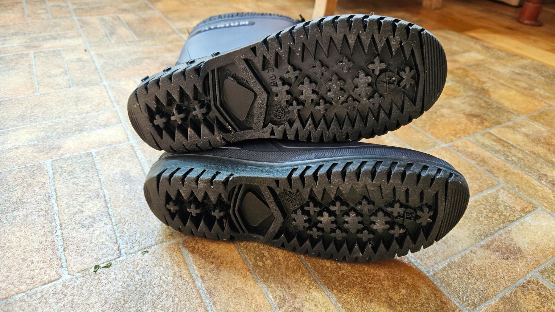 Scarpe per ragazzi: Atrium Gummistiefel gefuttert TOP – Usato da Bubikon venduto da diditoto 2