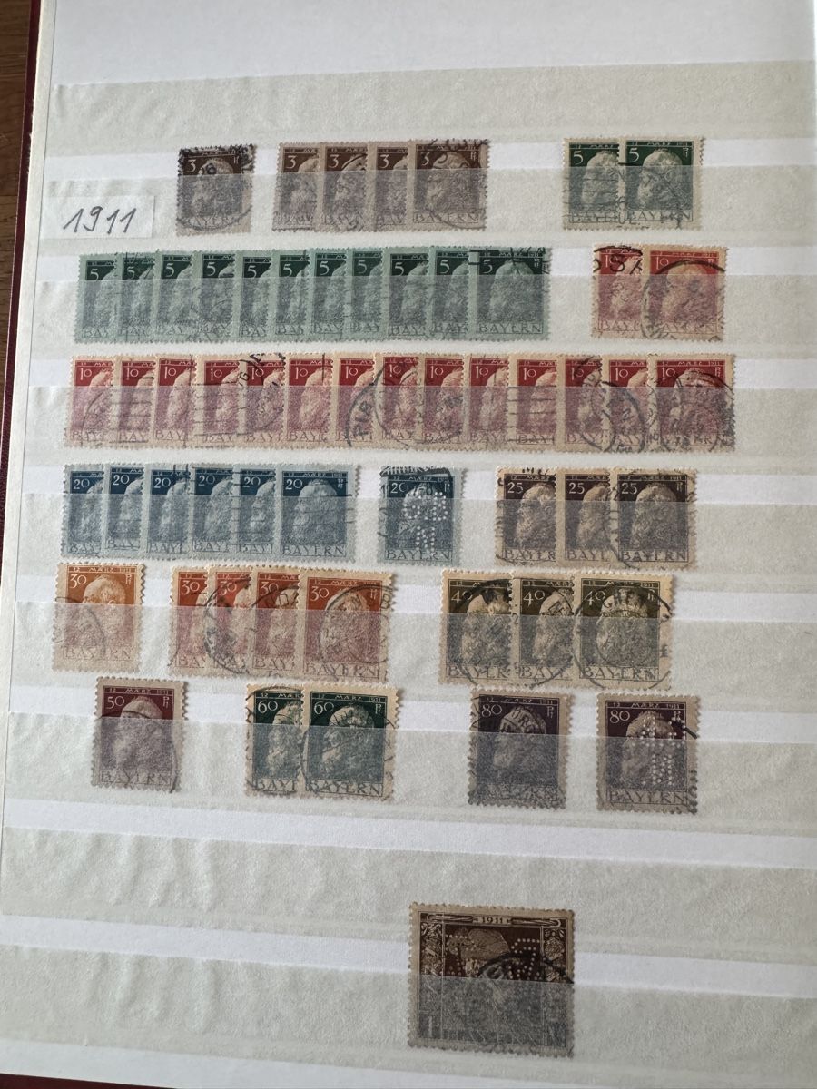 Albums: Briefmarken Bundle – D'occasion à Zürich par Ladd 4