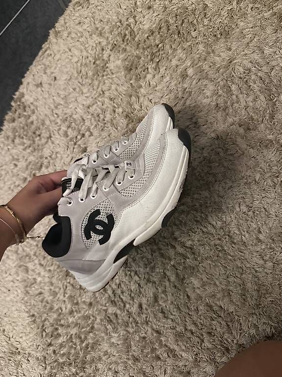 Scarpe da donna:  sneakers  – Usato da Wetzikon ZH venduto da veysel71