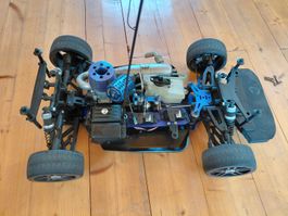 RC Nitro Kyoscho 1/8 Car