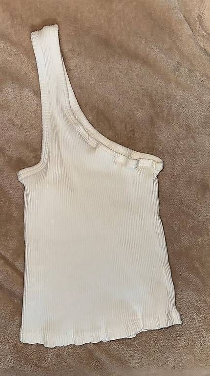 Top: WEISSES ONE-SHOULDER-TOP – Usato da Gossau SG venduto da 2002gomes2002 1