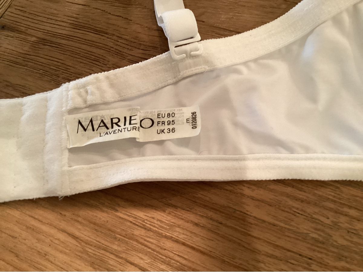 Marie Jo Altra biancheria intima: Marie Jo, Bügel BH, Gr. 80E – Usato da Salenstein venduto da Esprit57 3