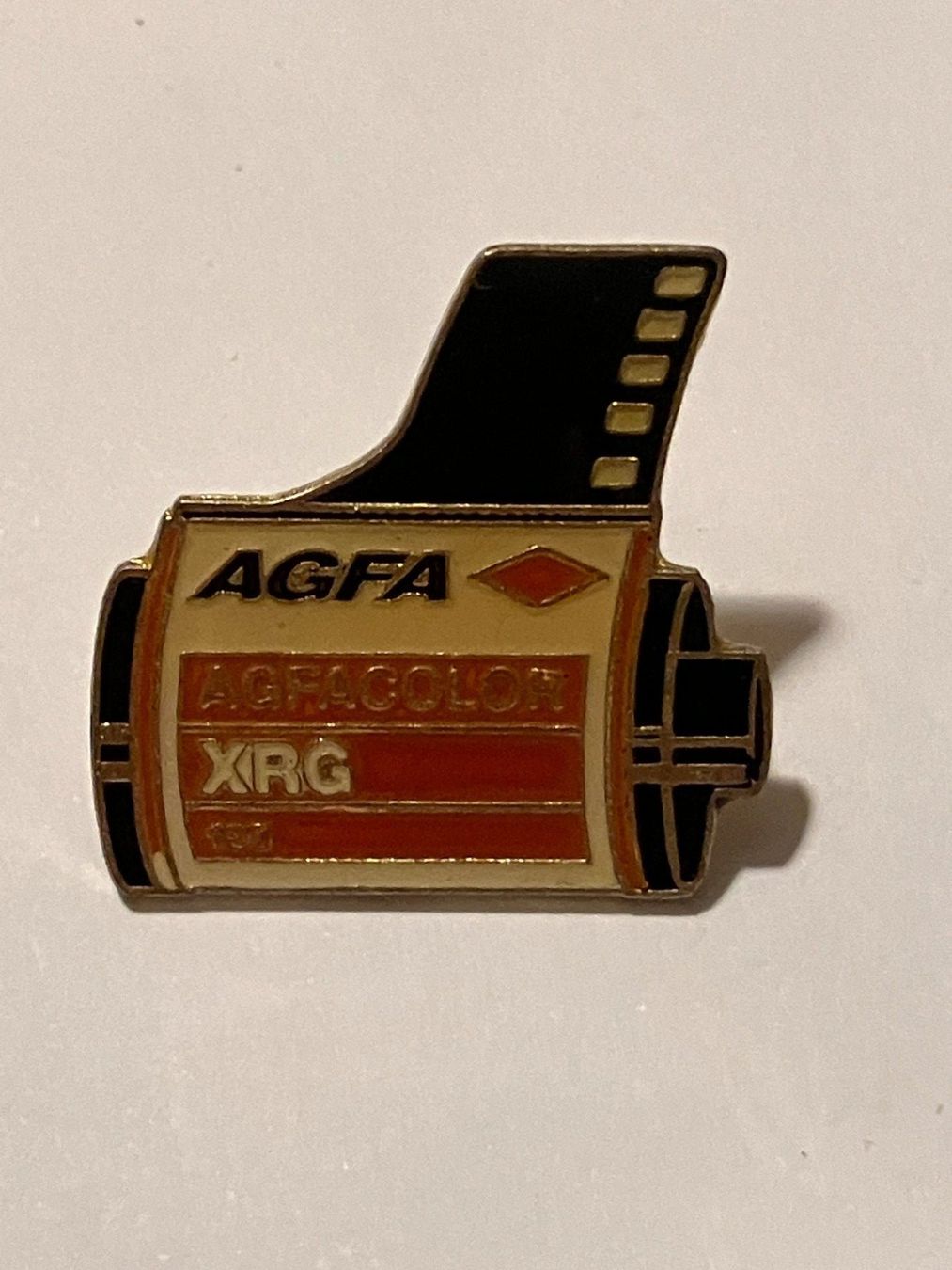 Placchette & Badge: 1 Pin Agfa XRG – Usato da Basel venduto da djwwpp