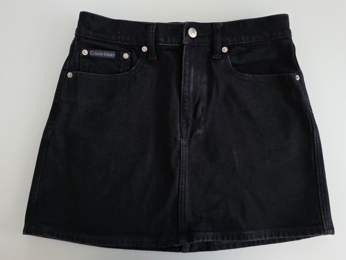 Calvin Klein Röcke: Minirock von Calvin Klein - Grösse 36 – Gebraucht aus Langenthal von zampata