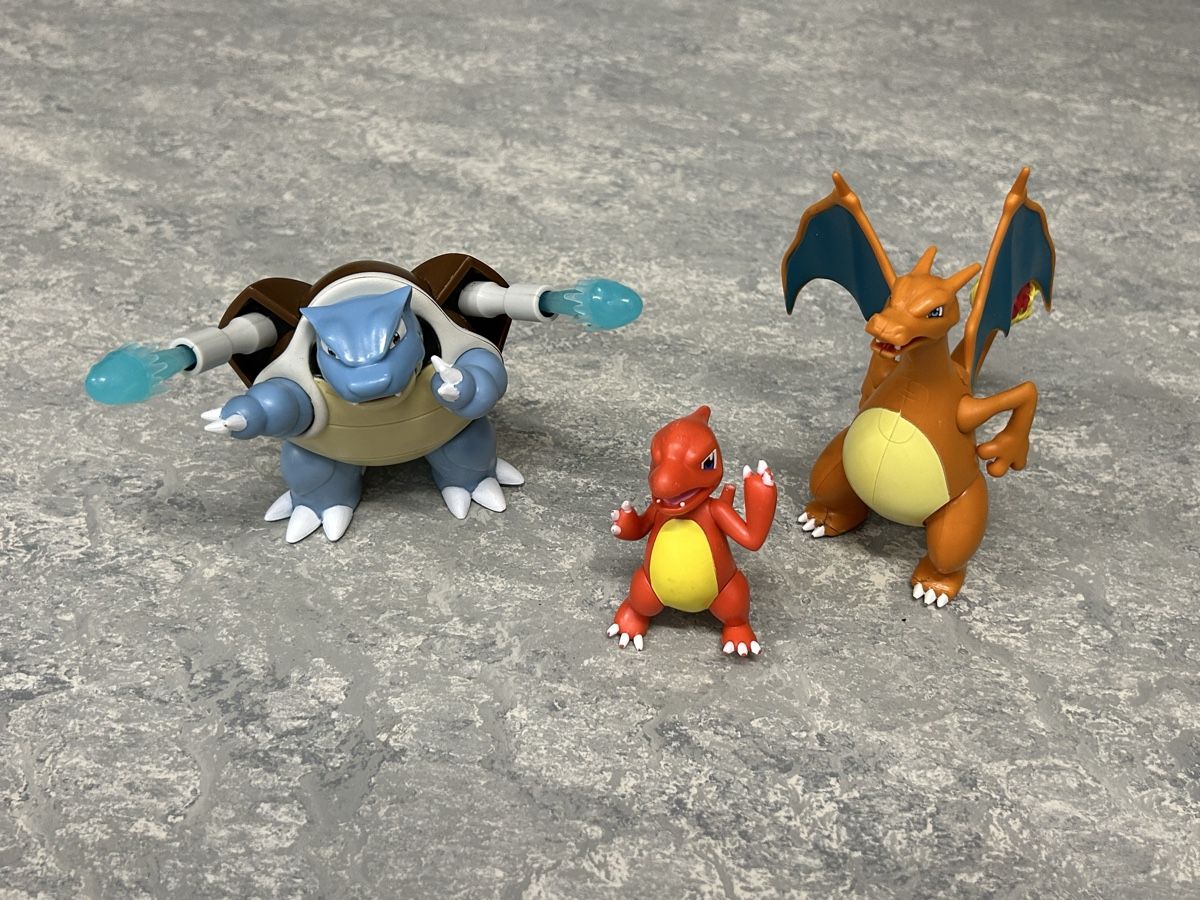 Pokémon Statuette: Spielfiguren Pokemon – Usato da Hombrechtikon venduto da Etagere92