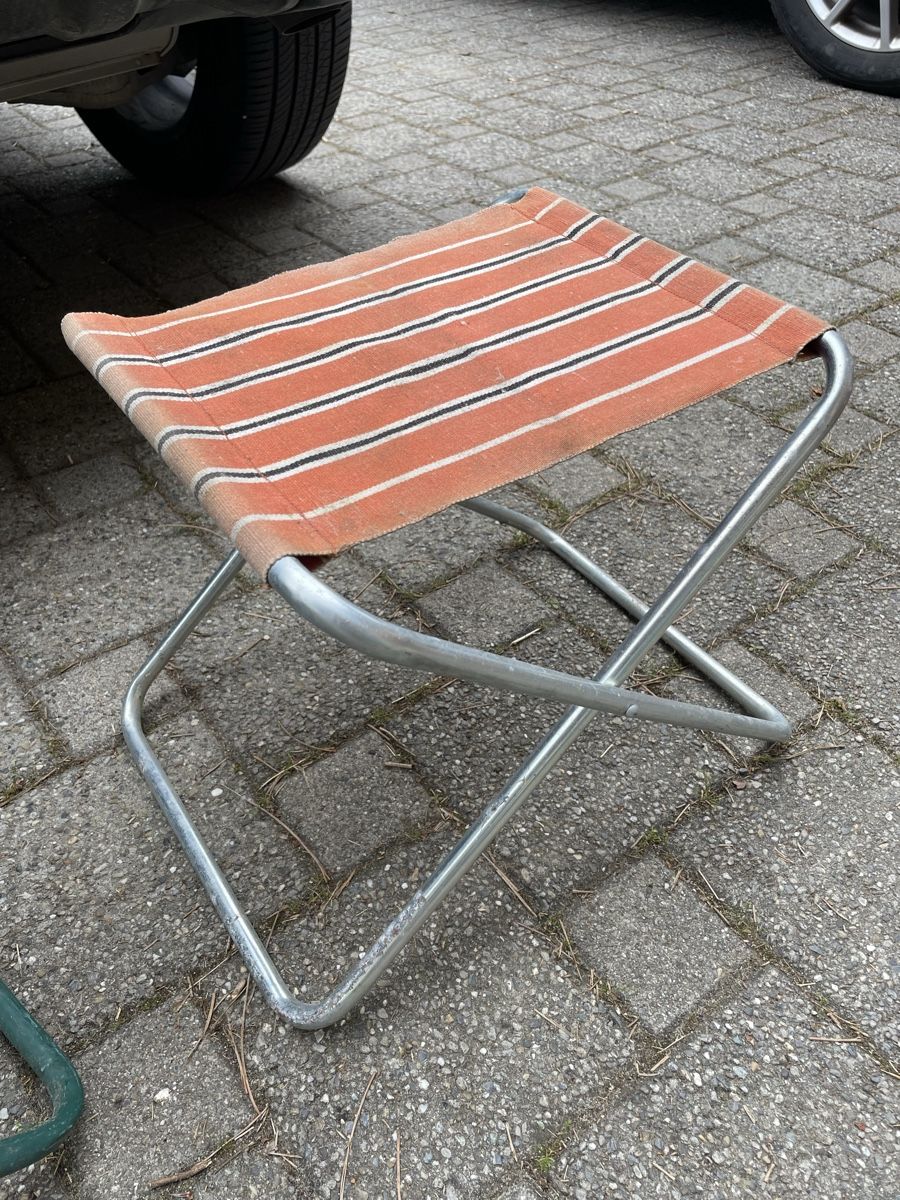 Sgabelli: 3 Tabourets Pliables Camping Vintage – Usato da Vallamand venduto da Bricbracbroc82 6