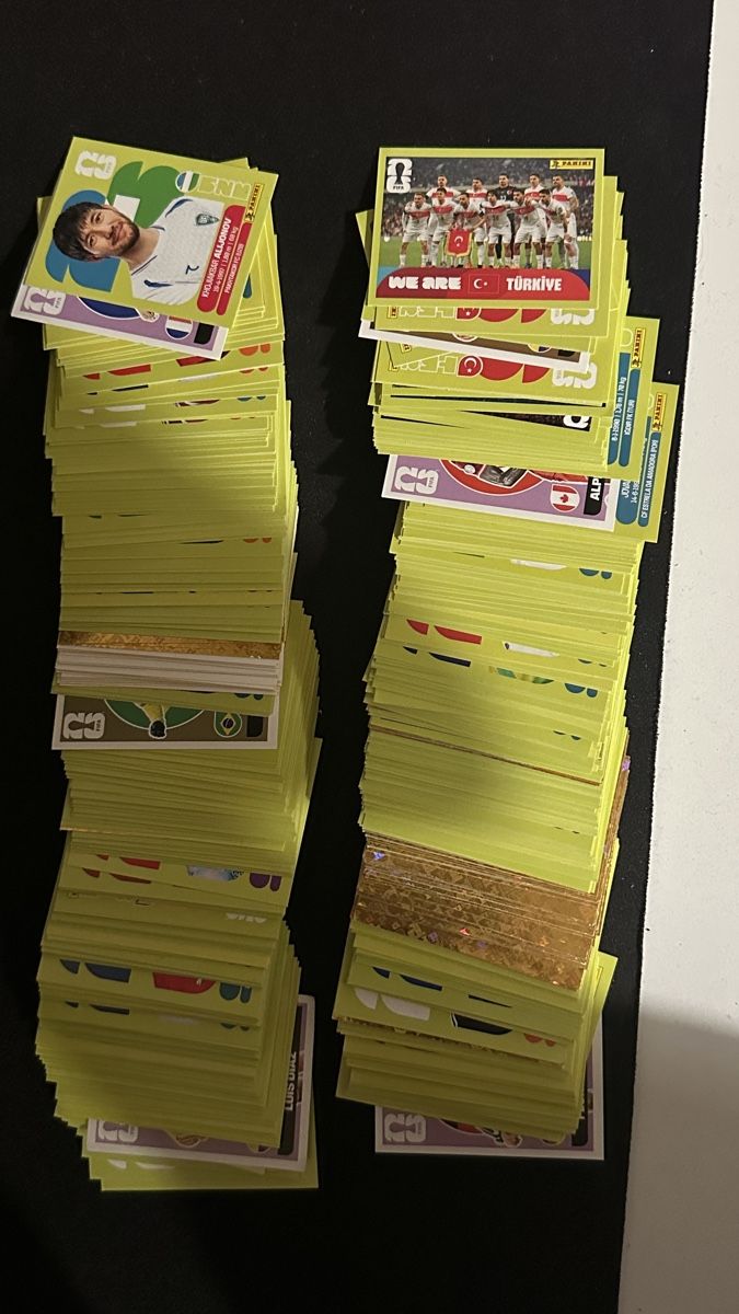 Panini Carte collezionabili: Panini ca 500 - 700 Stück. – Nuovo (secondo la descrizione) da Uster venduto da Haki.vhc