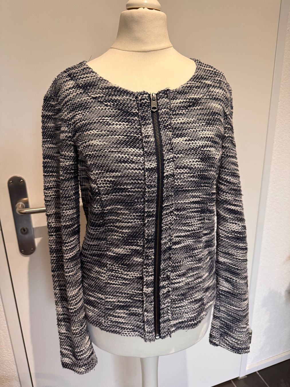 Tom Tailor Giacche: Strickjacke von Tom Tailor Gr. XS – Usato da Rothrist venduto da Fondgruebe
