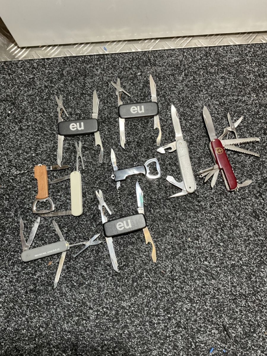Coltelli tascabile: Diverse Sackmesser – Usato da Urdorf venduto da AMBASSADOR