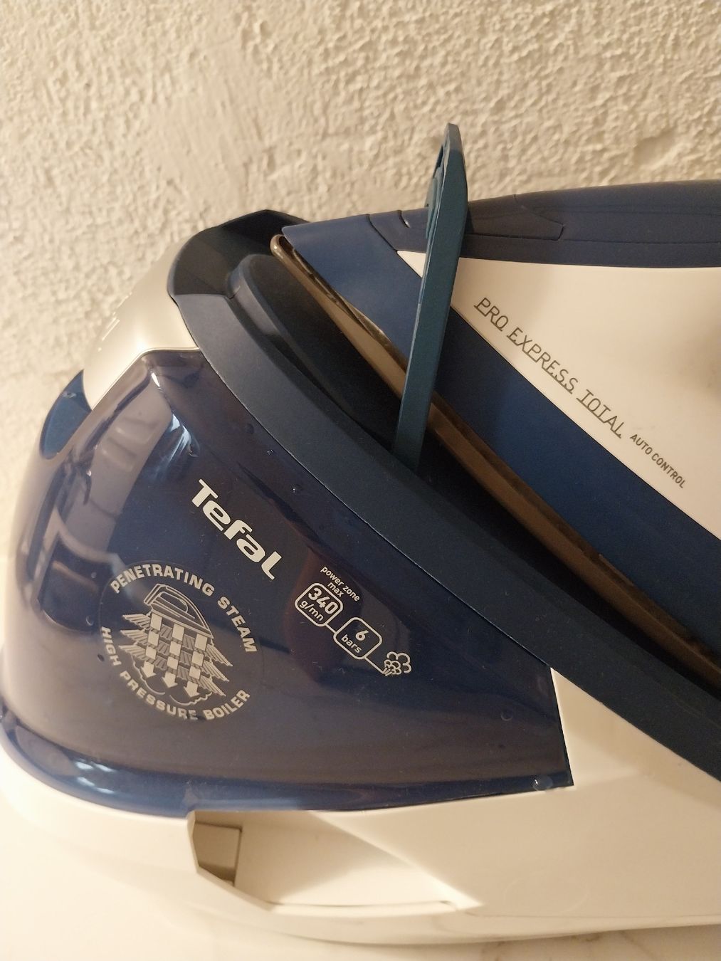 Tefal Ferri da stiro: Tefal Pro Dampfbügelstation – Usato da Oberwil BL venduto da A.Mohler 1