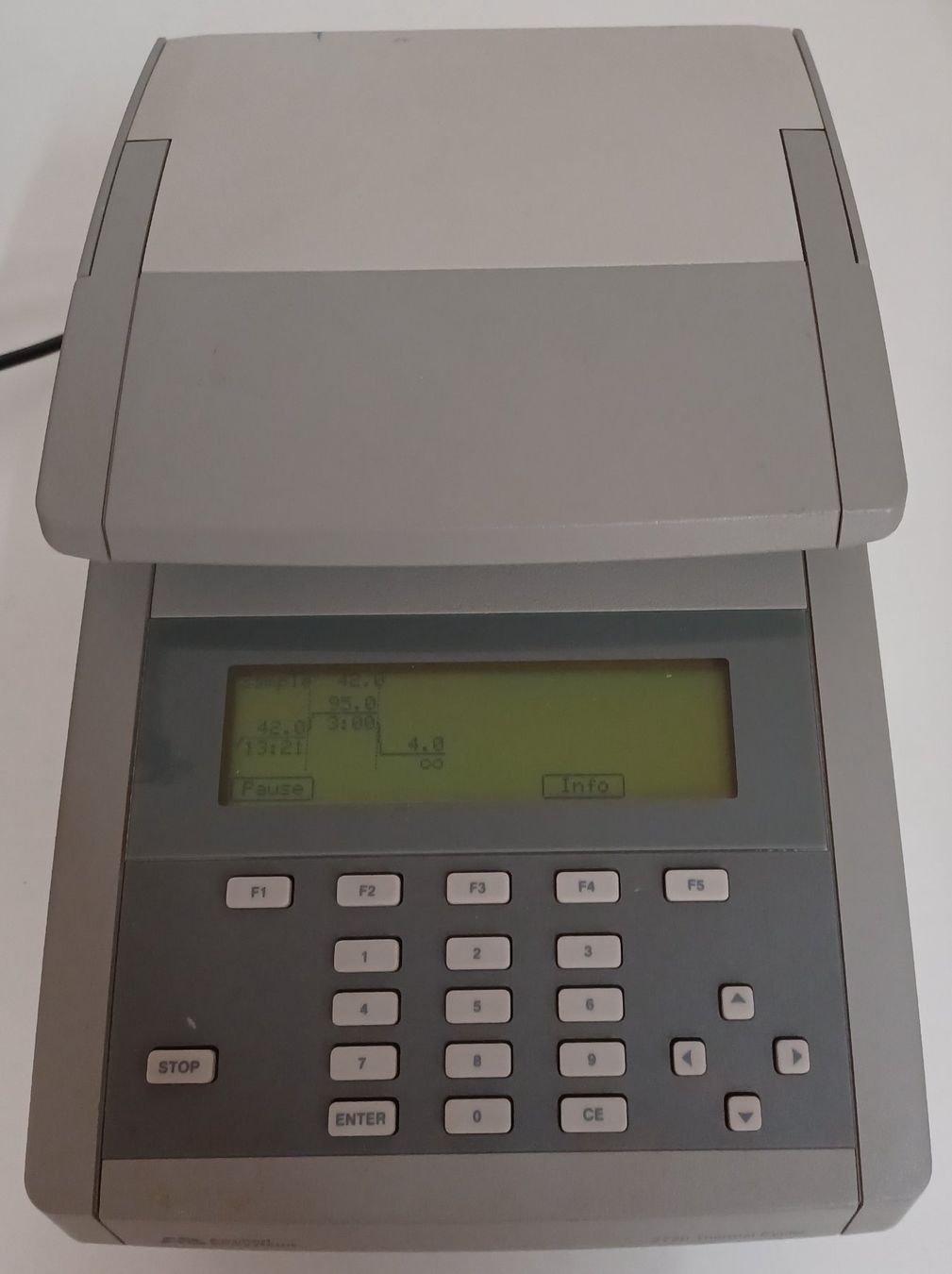 Accessori da laboratorio: Applied Biosystems Thermal Cycler 2720 – Usato da Niederdorf venduto da LeptonAG_Labor 1