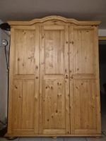 Armoire en bois style chalet
