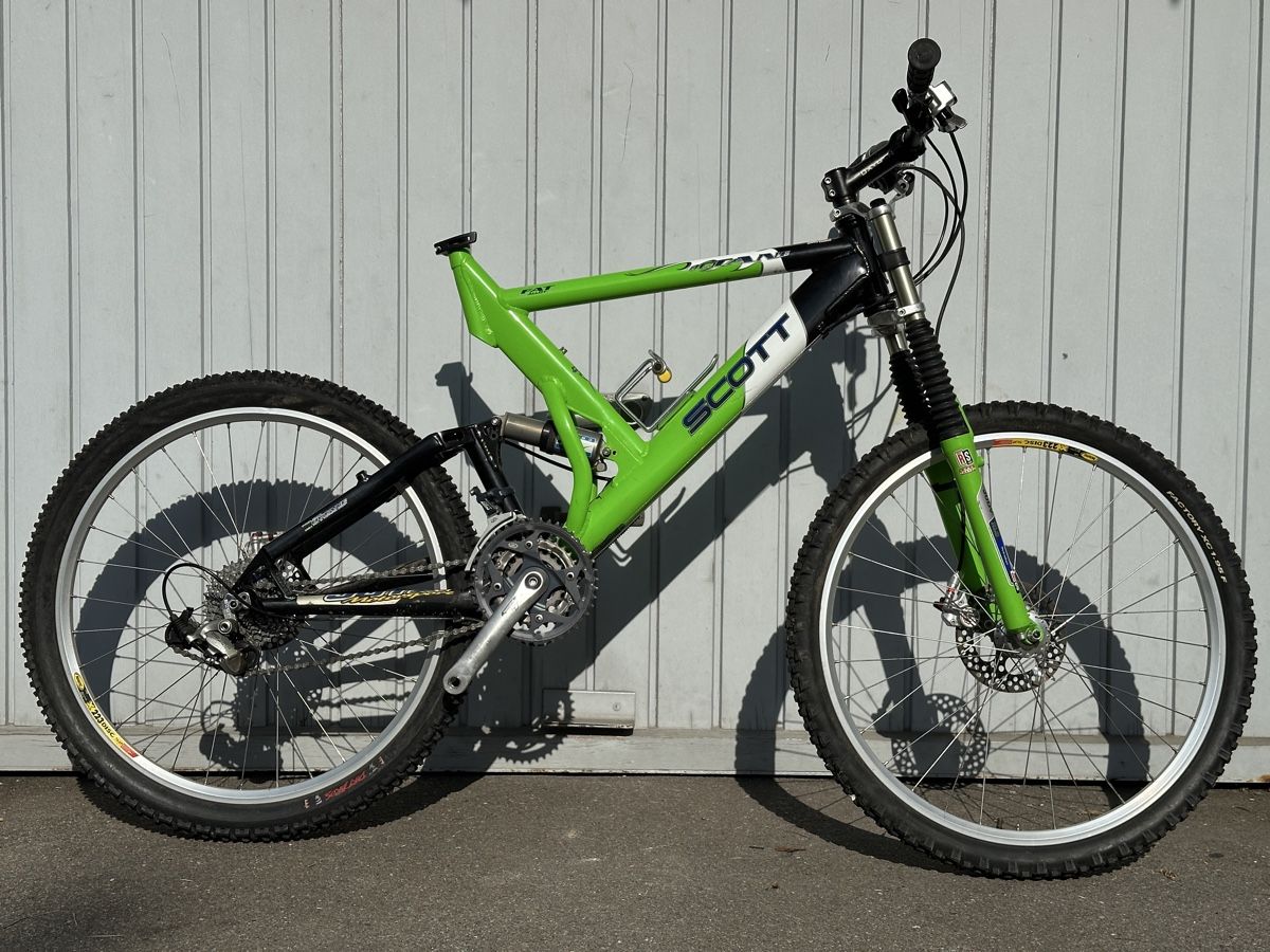 Scott Velos: Scott Octane FX1 MTB Grösse M als Defekt  – Defekt aus Wädenswil von HobbyZimmer