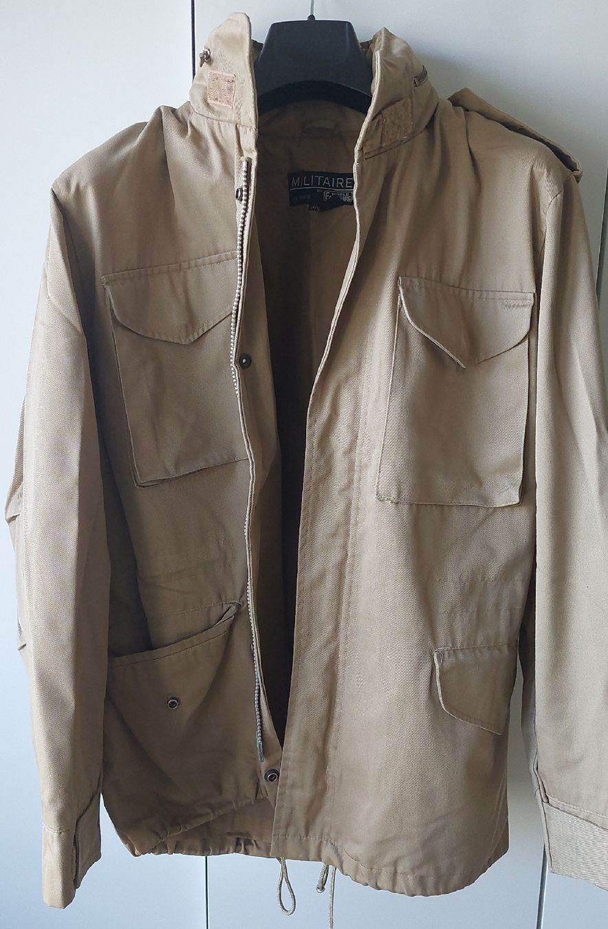 Giacche: Men's beige jacket, size S – Usato da Grandvaux venduto da Larocheturpin