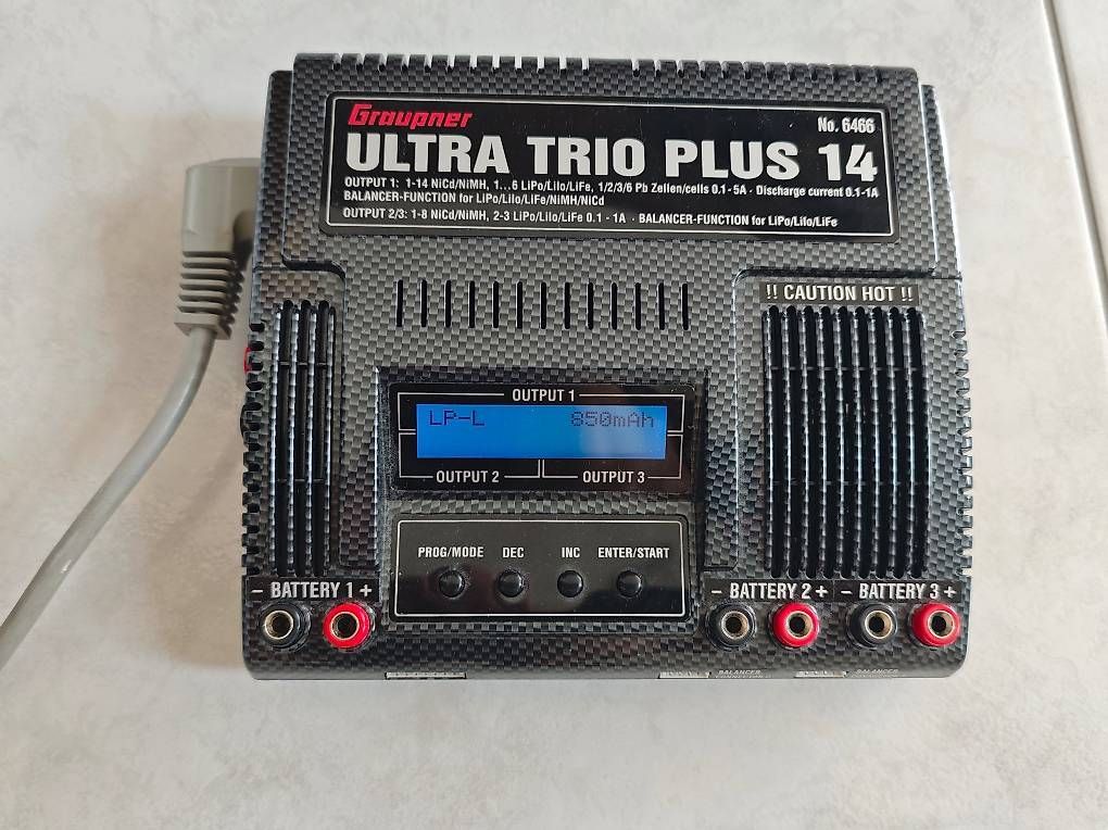 Batterie, Caricabatterie & Alimentatori: Graupner Ladegerät Ultra Trio Plus – Usato da Bernhardzell venduto da Palmsound
