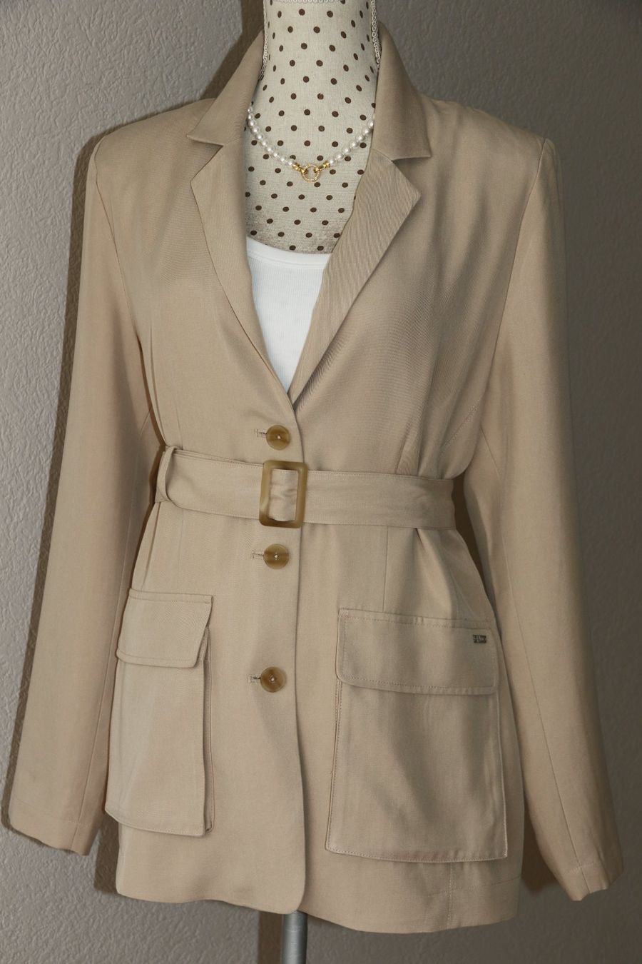 Nile Vestes: NILE toller Blazer Gr.M  NEU – Neuf (Voir description) à Oberwil-Lieli par Svetlana28 1