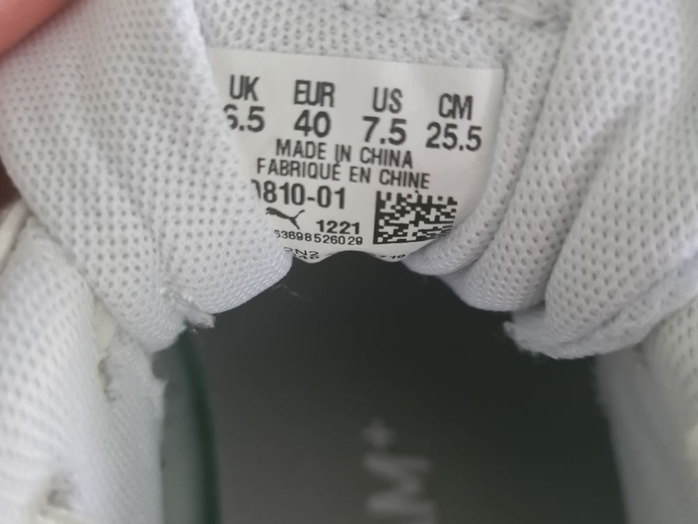 Puma Chaussures femmes: Weisse Puma Damen-Sneaker, Top Zustand, Grösse 40 – D'occasion à St. Gallen par charly92 9