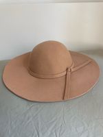 Toller Hut aus 100% Wolle in beige
