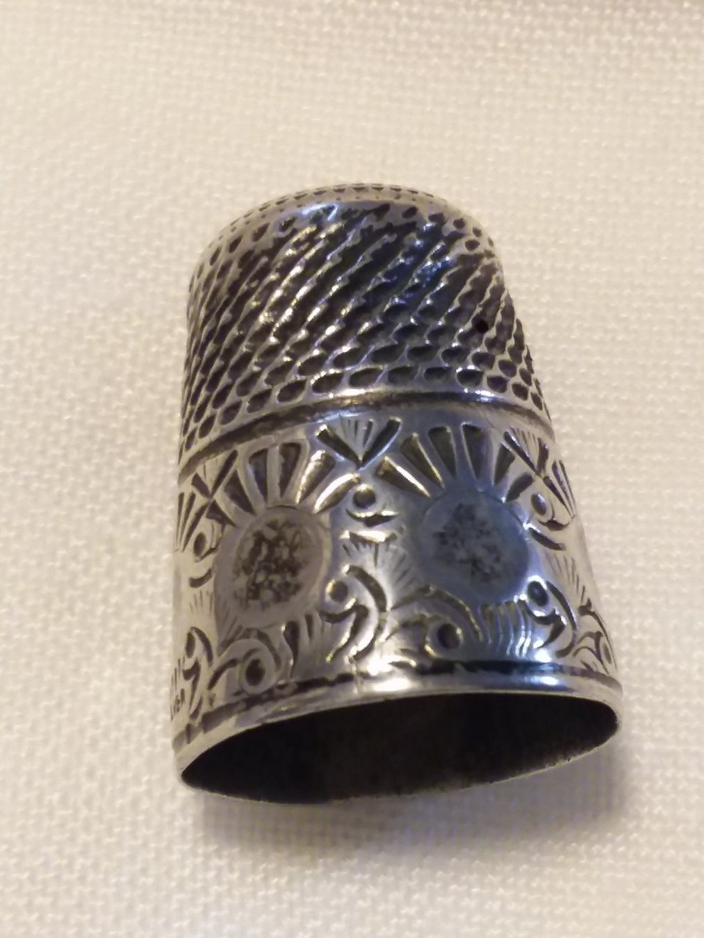 Fingerhüte: Antiker Fingerhut Sterling Silver – Gebraucht aus Zürich von  3