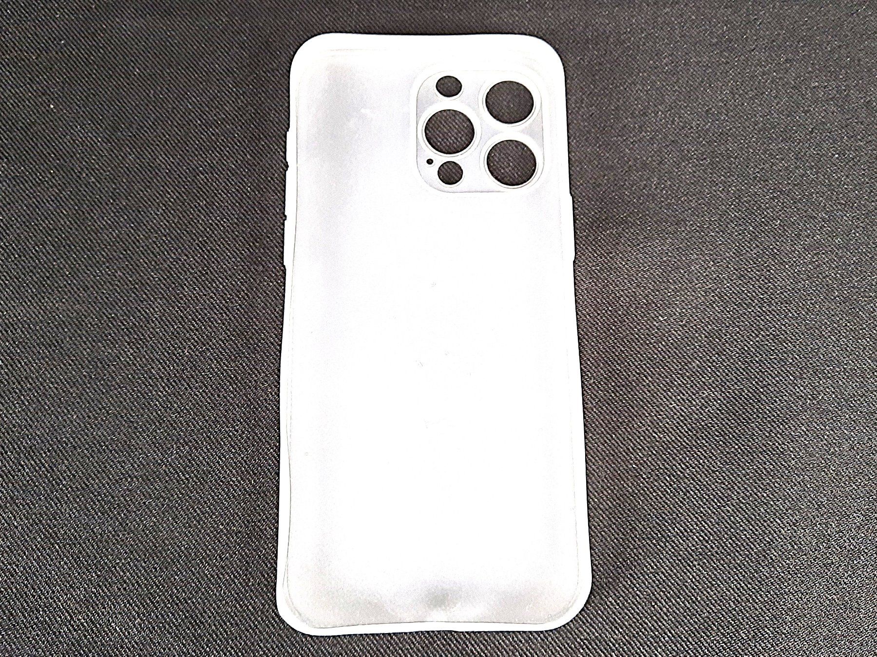 Cover & Protezioni schermo: Hülle für iPhone 13 Pro – Nuovo (secondo la descrizione) da Beinwil am See venduto da Restwert_Beinwil
