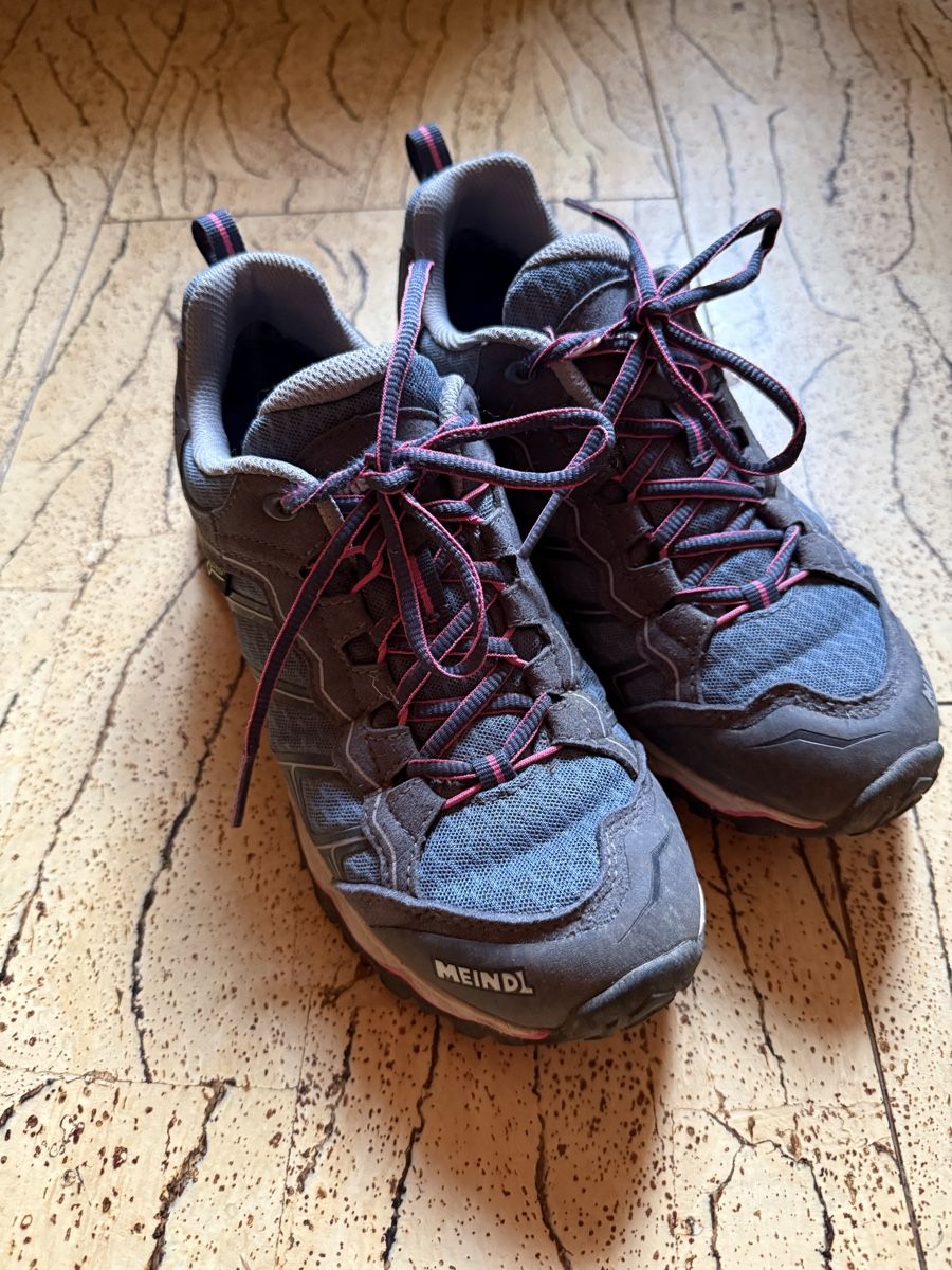 Meindl Scarpe da donna: Meindl Trekkingschuhe Damen – Usato da Muri AG venduto da sima020 2